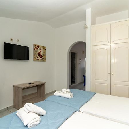 Alex Studios Laganas Buitenkant foto